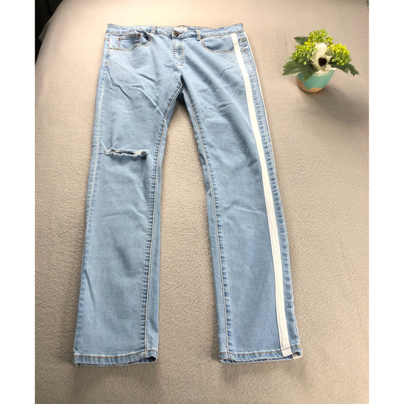 LiquorNPoker Womens Sz8 High Rise Tuxedo Jeans, Skinny, High Waist, Light Wash - Picture 5 of 9